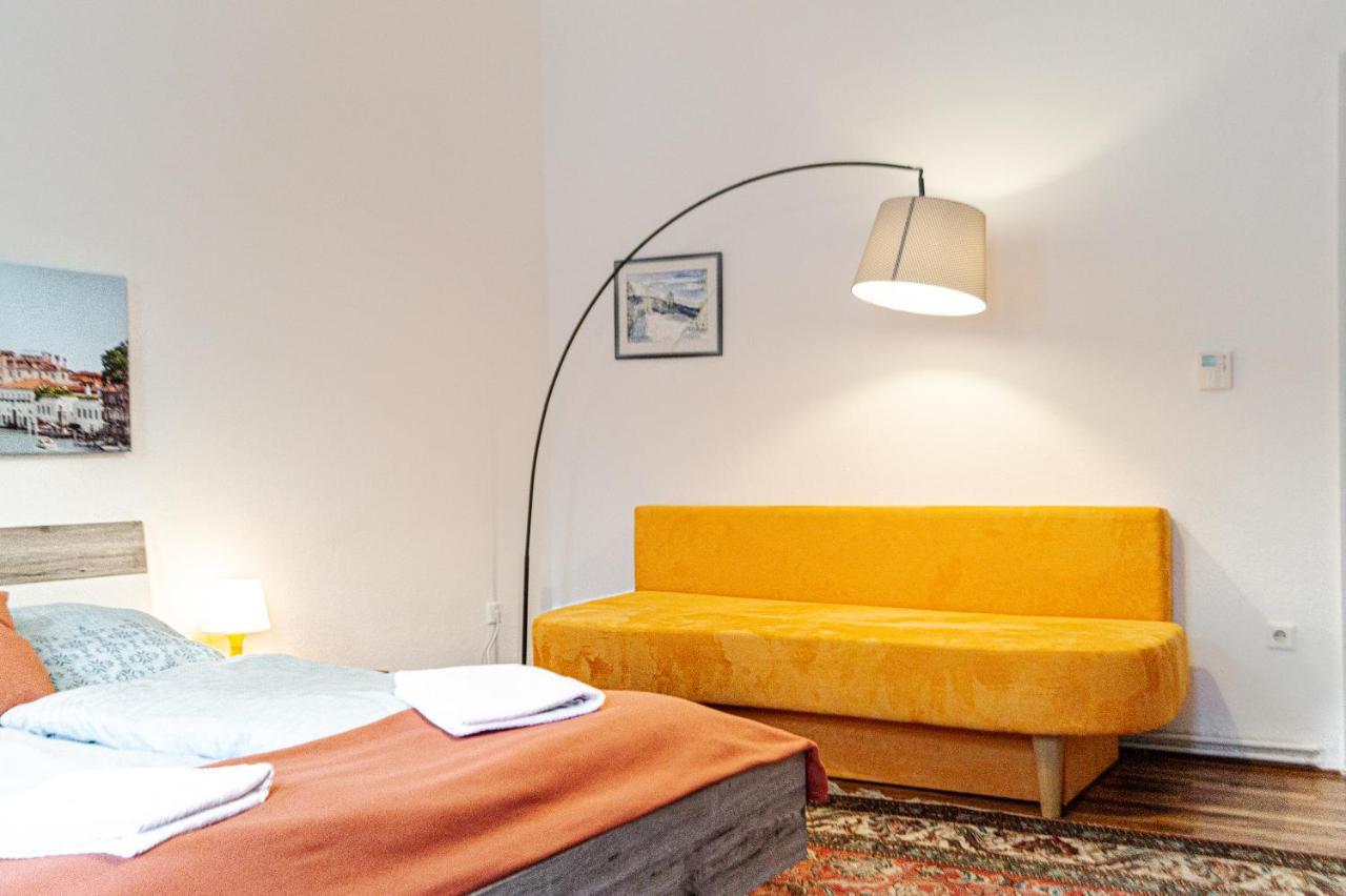 Comfy 2Br- Apartment Near Wiener Stadthalle المظهر الخارجي الصورة