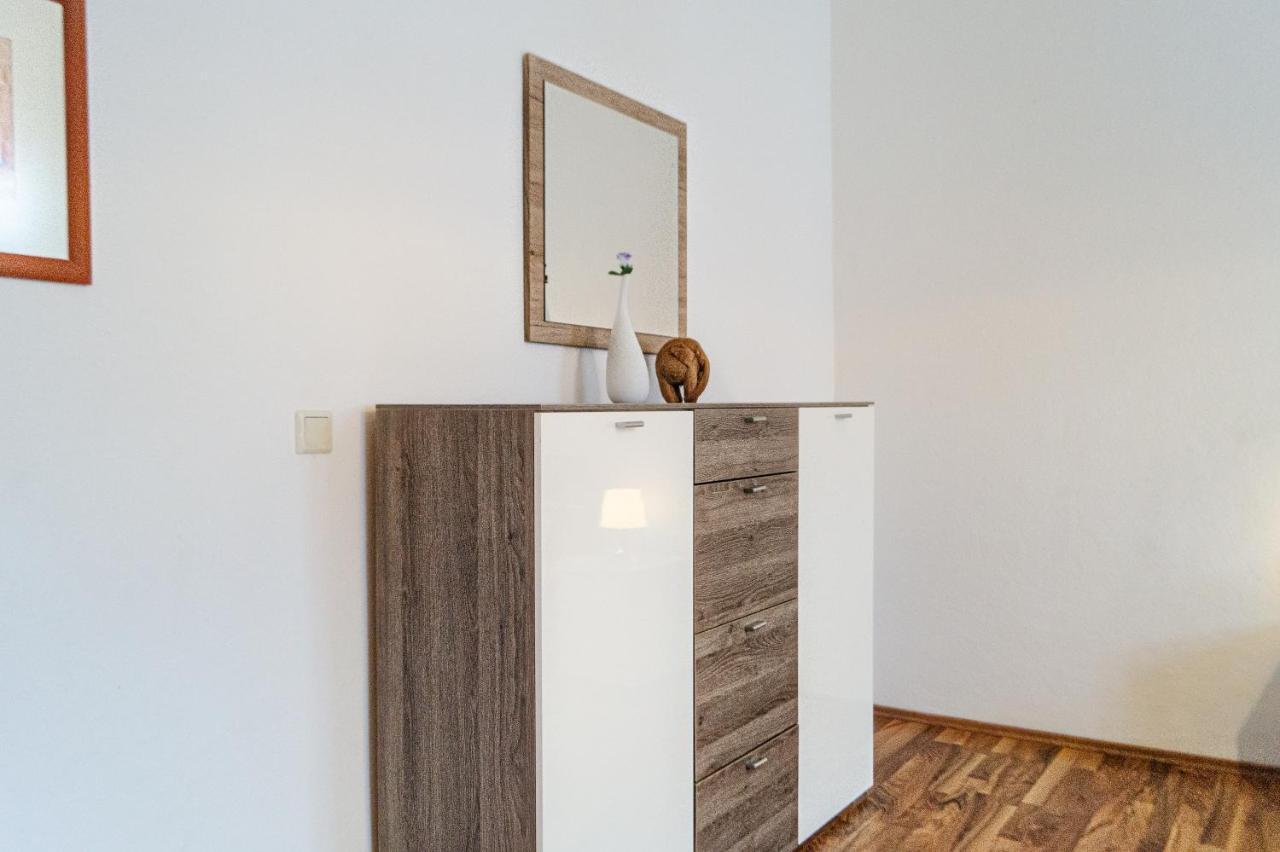 Comfy 2Br- Apartment Near Wiener Stadthalle المظهر الخارجي الصورة