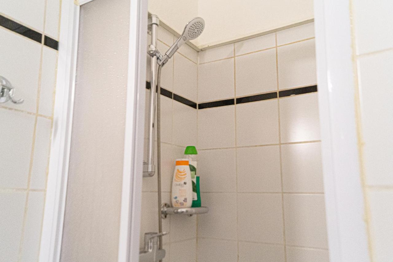 Comfy 2Br- Apartment Near Wiener Stadthalle المظهر الخارجي الصورة